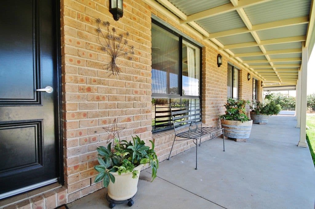43 Old Monteagle Road, Young NSW 2594, Young - Thumbnail 2