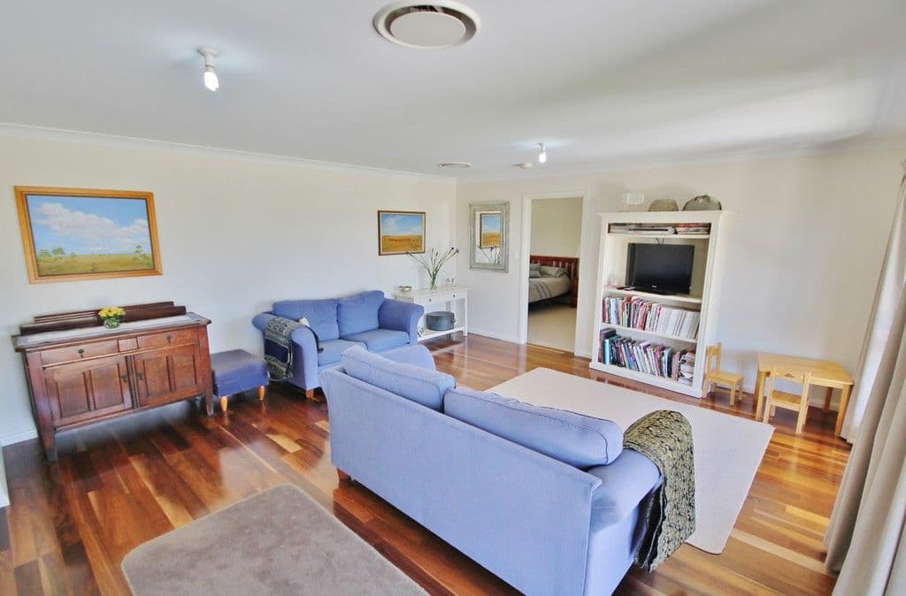43 Old Monteagle Road, Young NSW 2594, Young - Thumbnail 4