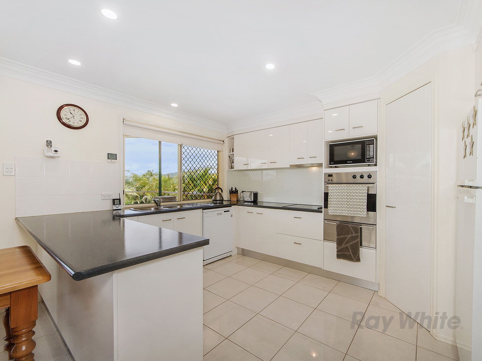 24 Trevina Crescent, Mount Warren Park QLD 4207, Mount Warren Park - Thumbnail 6