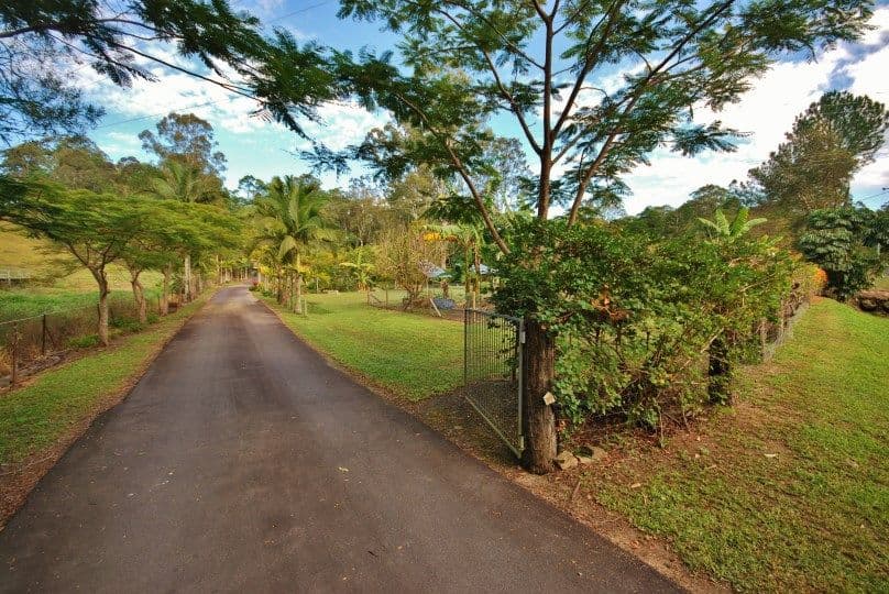 25 Whites Road, LANDSBOROUGH QLD 4550, Landsborough - Thumbnail 2