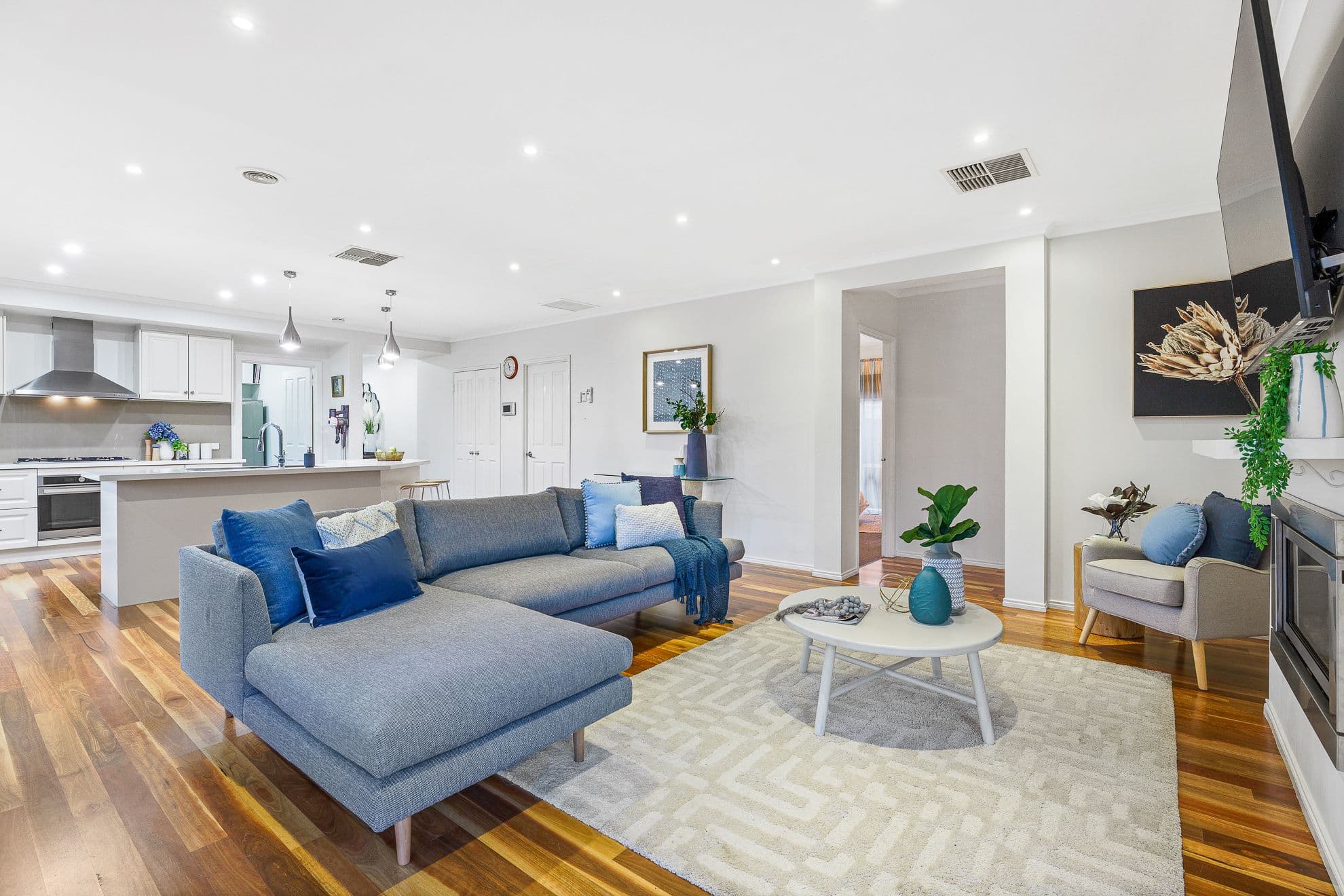 17 Pro Hart Way, Caroline Springs VIC 3023, Caroline Springs - Thumbnail 8