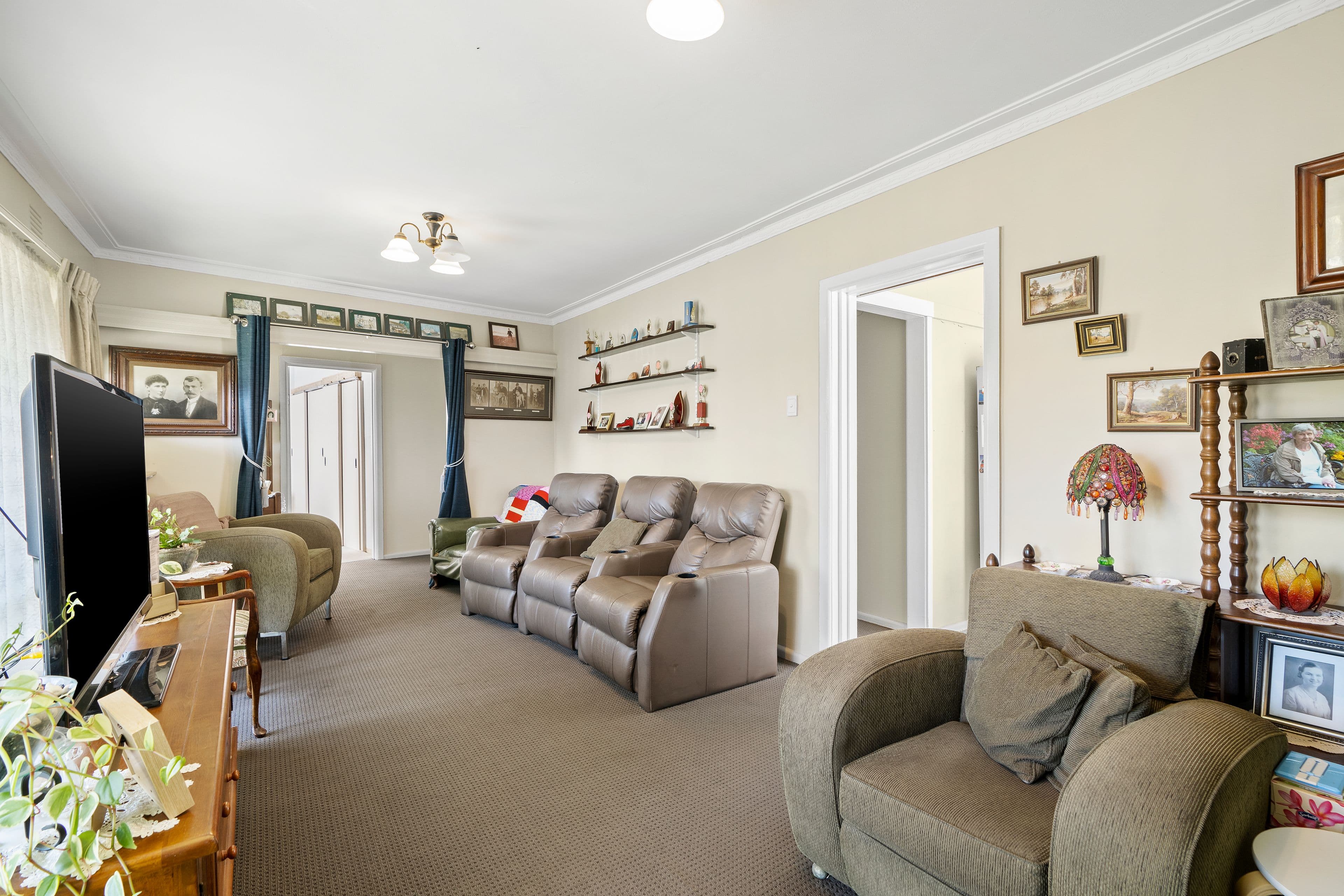 10 Tyner Road, Wantirna South VIC 3152, Wantirna South - Thumbnail 3