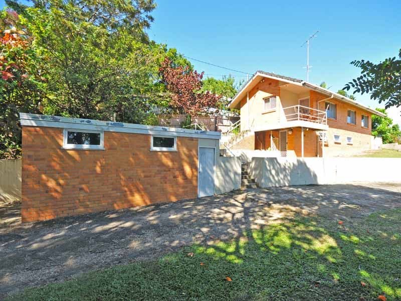 32 Westview Road, CURRUMBIN QLD 4223, Currumbin - Thumbnail 2