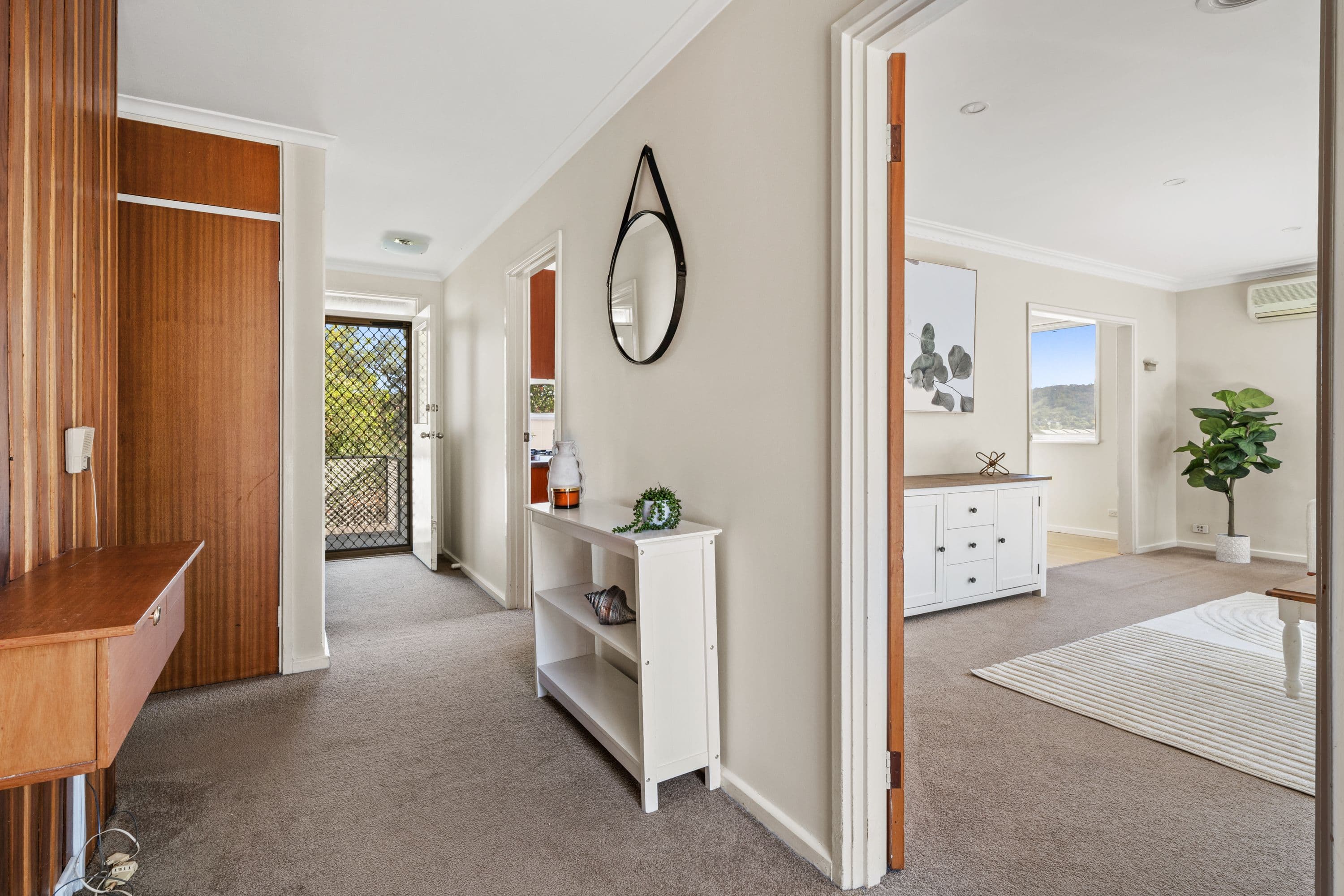 6 Roseworthy Crescent, Farrer ACT 2607, Farrer - Thumbnail 2