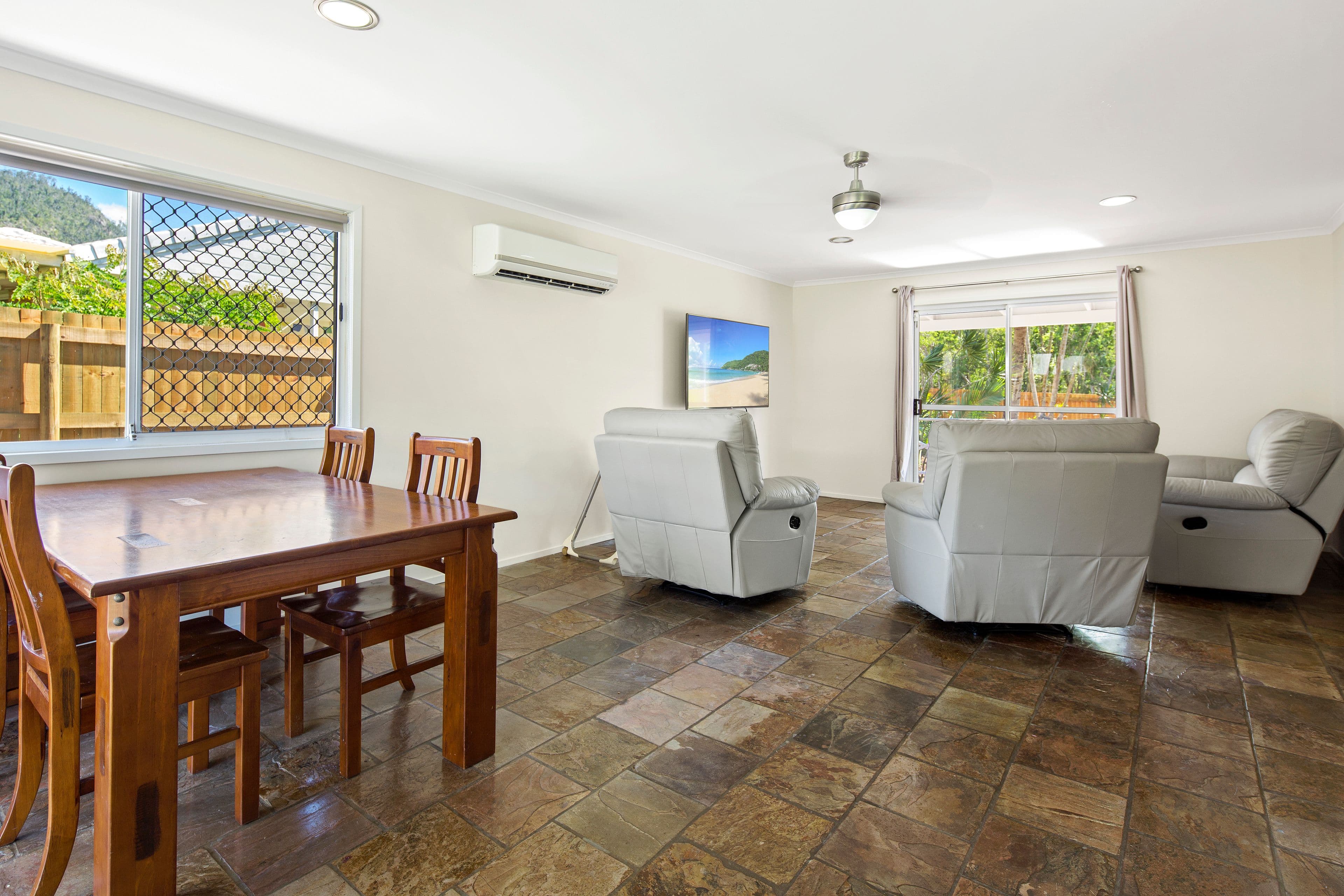 14 Mandalay Road, Jubilee Pocket QLD 4802, Jubilee Pocket - Thumbnail 8