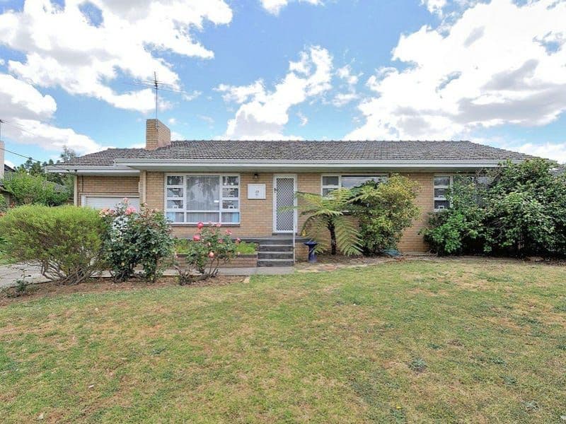 13 Avon Crescent, Viveash WA 6056, Viveash - Thumbnail 2