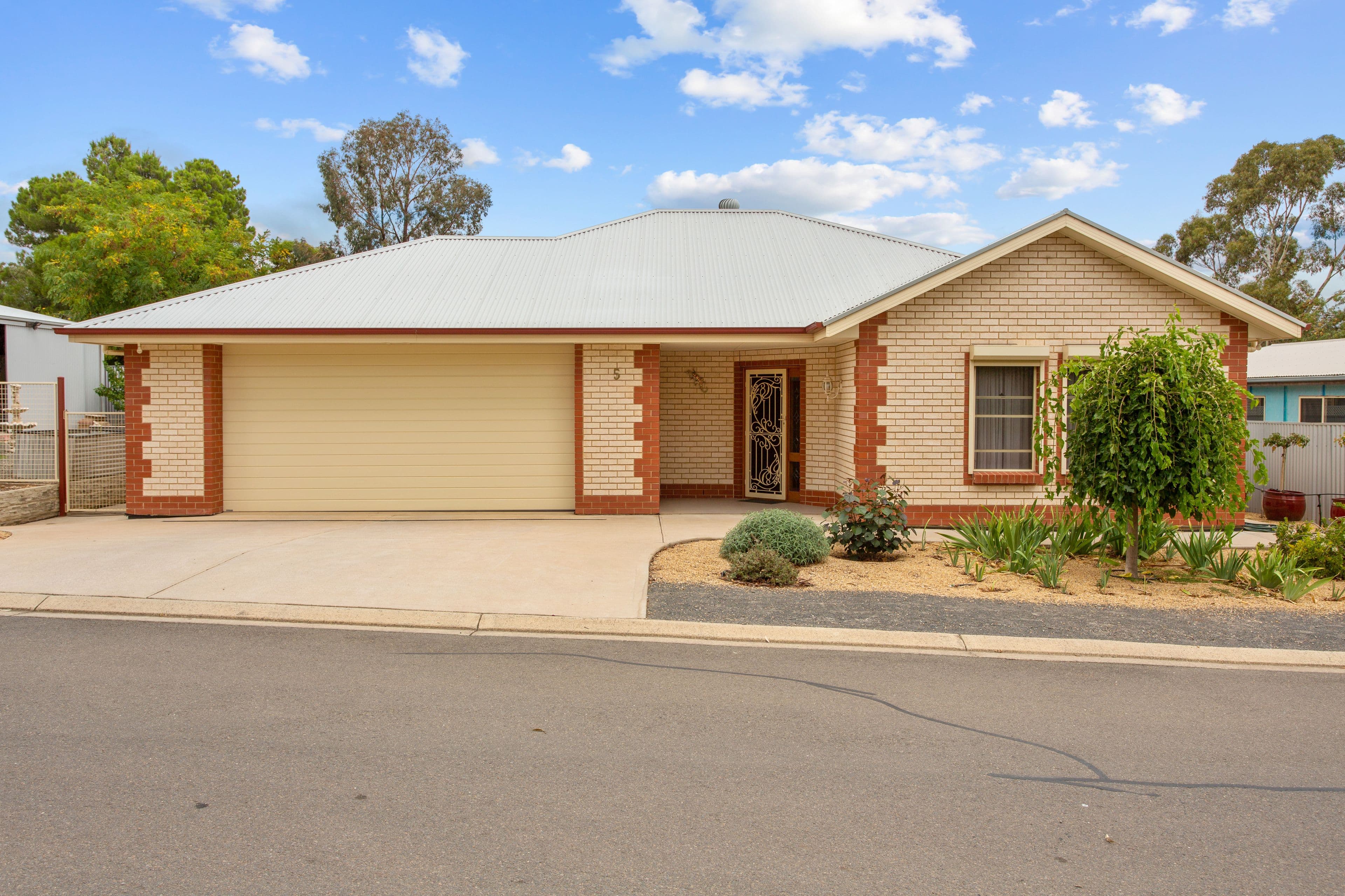 5 Jeffs Street, Kapunda SA 5373, Kapunda - Image 1