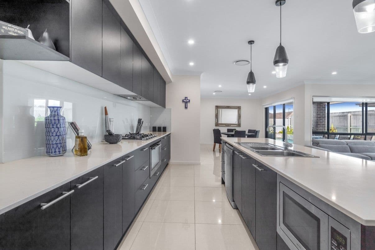 33 Oatley Street, Mango Hill QLD 4509, Mango Hill - Thumbnail 3