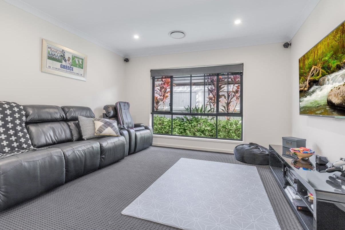33 Oatley Street, Mango Hill QLD 4509, Mango Hill - Thumbnail 4