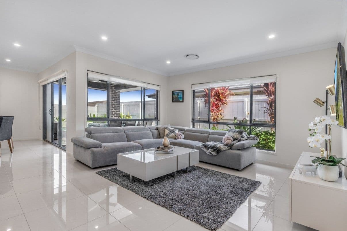 33 Oatley Street, Mango Hill QLD 4509, Mango Hill - Thumbnail 5