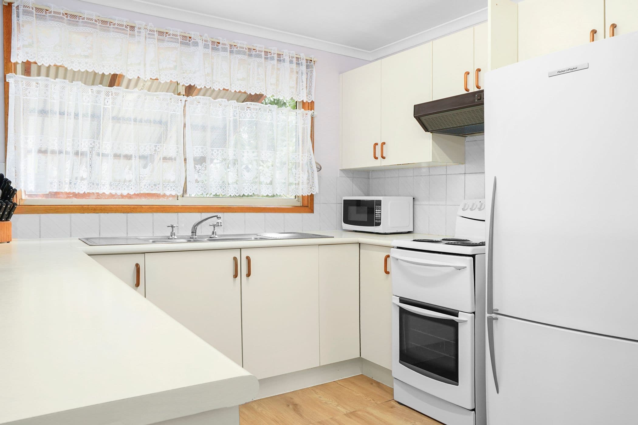 14 Irene Avenue, Batehaven NSW 2536, Batehaven - Thumbnail 4