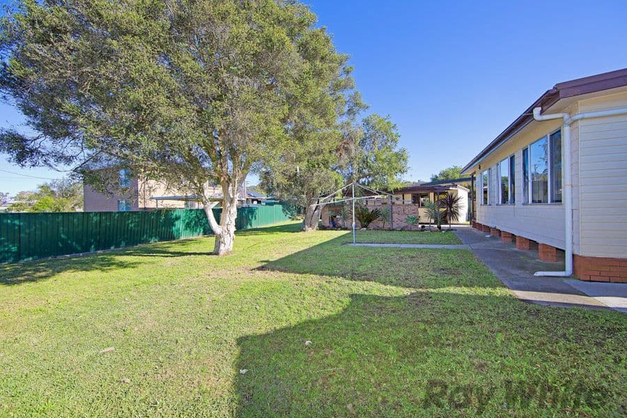 26 Clucas Avenue, Gorokan NSW 2263, Gorokan - Thumbnail 3