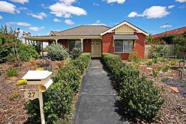 27 Broughton Drive, HIGHTON VIC 3216, Highton - Image 1