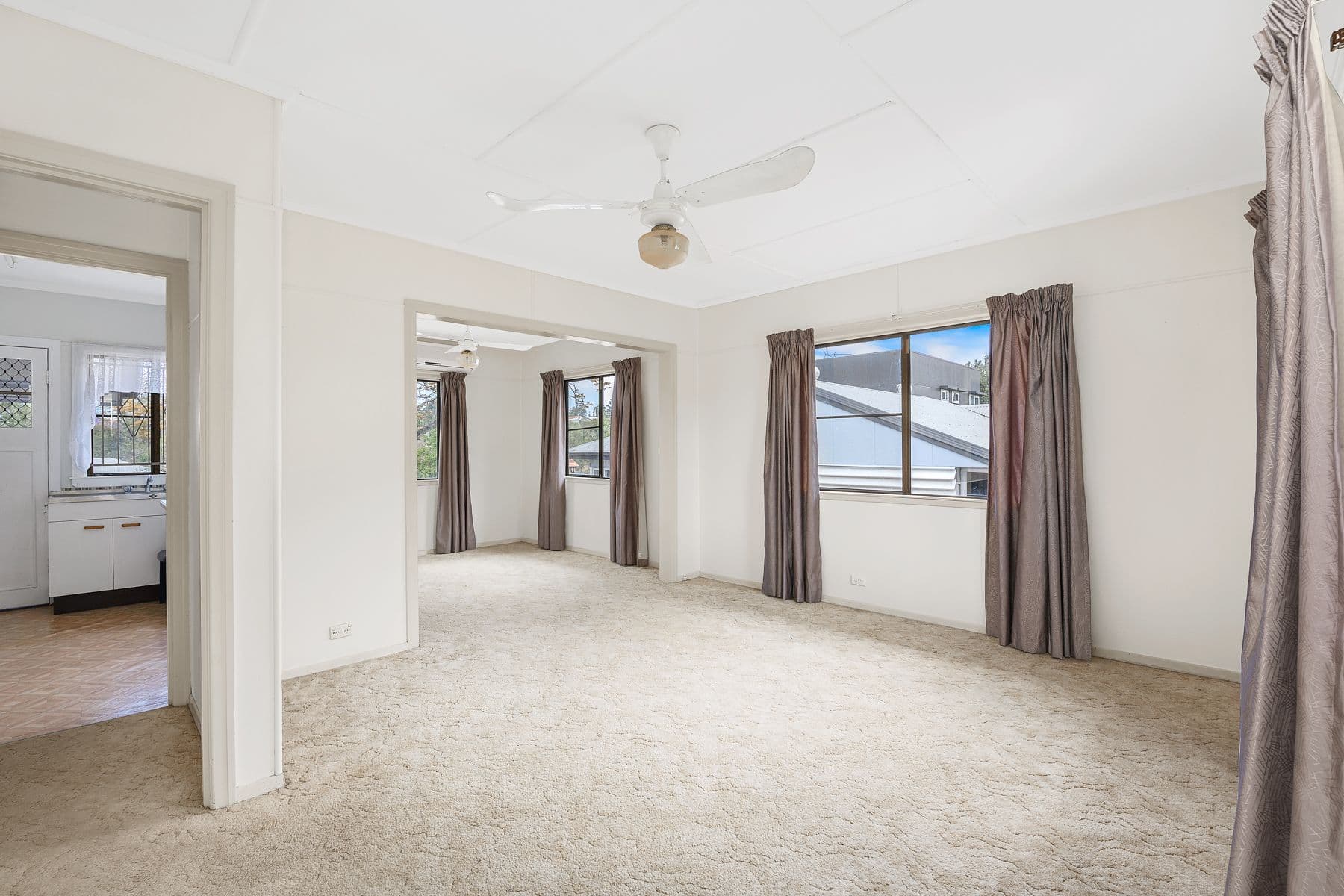 205 Pfingst Road, Wavell Heights QLD 4012, Wavell Heights - Thumbnail 5