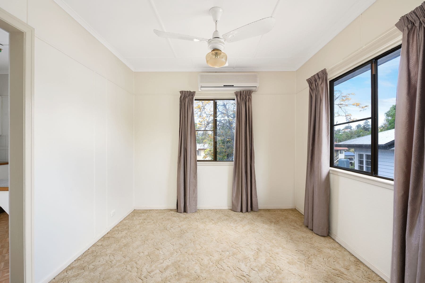 205 Pfingst Road, Wavell Heights QLD 4012, Wavell Heights - Thumbnail 6