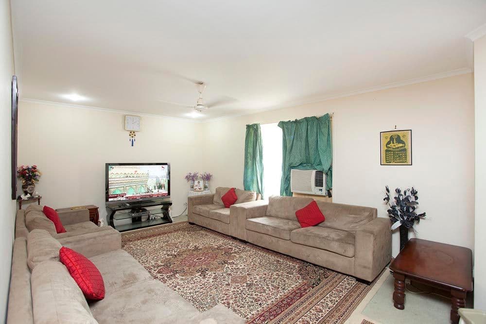 27 Chesterfield Crescent, KURABY QLD 4112, Kuraby - Thumbnail 4