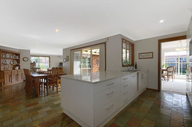 3 Robert Westmacott Avenue, WOONONA NSW 2517, Woonona - Thumbnail 6