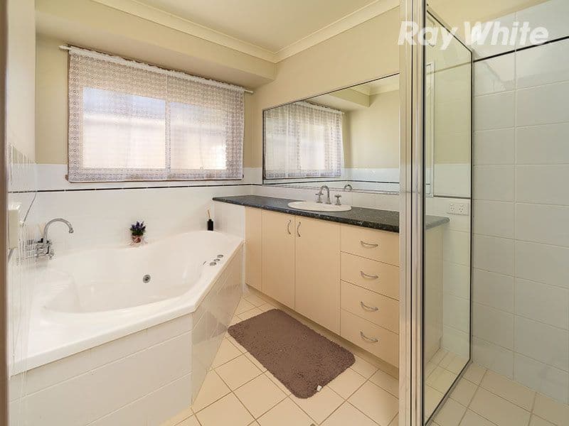 69 Dunne Crescent, Thurgoona - Thumbnail 7