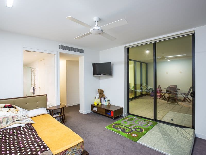 90 Wynnum Road, NORMAN PARK QLD 4170, Norman Park - Thumbnail 8