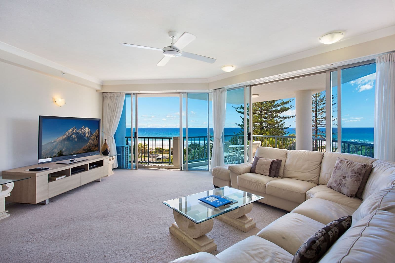 17 'Oceana on Broadbeach' 100 Old Burleigh Road, Broadbeach QLD 4218, Broadbeach - Thumbnail 2