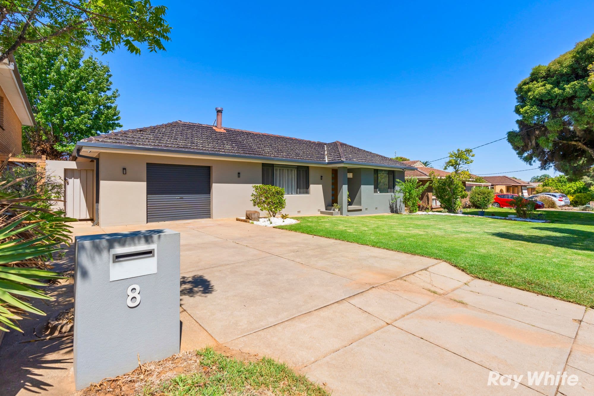8 Fraser Street, Mount Austin NSW 2650, Mount Austin - Image 1
