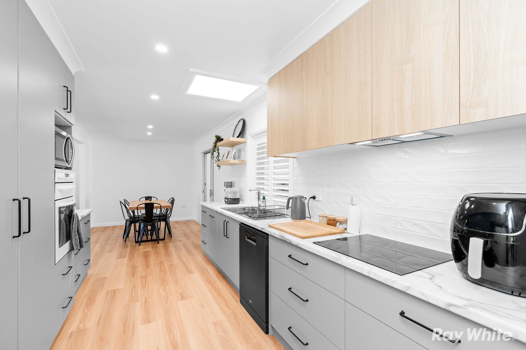 8 Fraser Street, Mount Austin NSW 2650, Mount Austin - Thumbnail 5