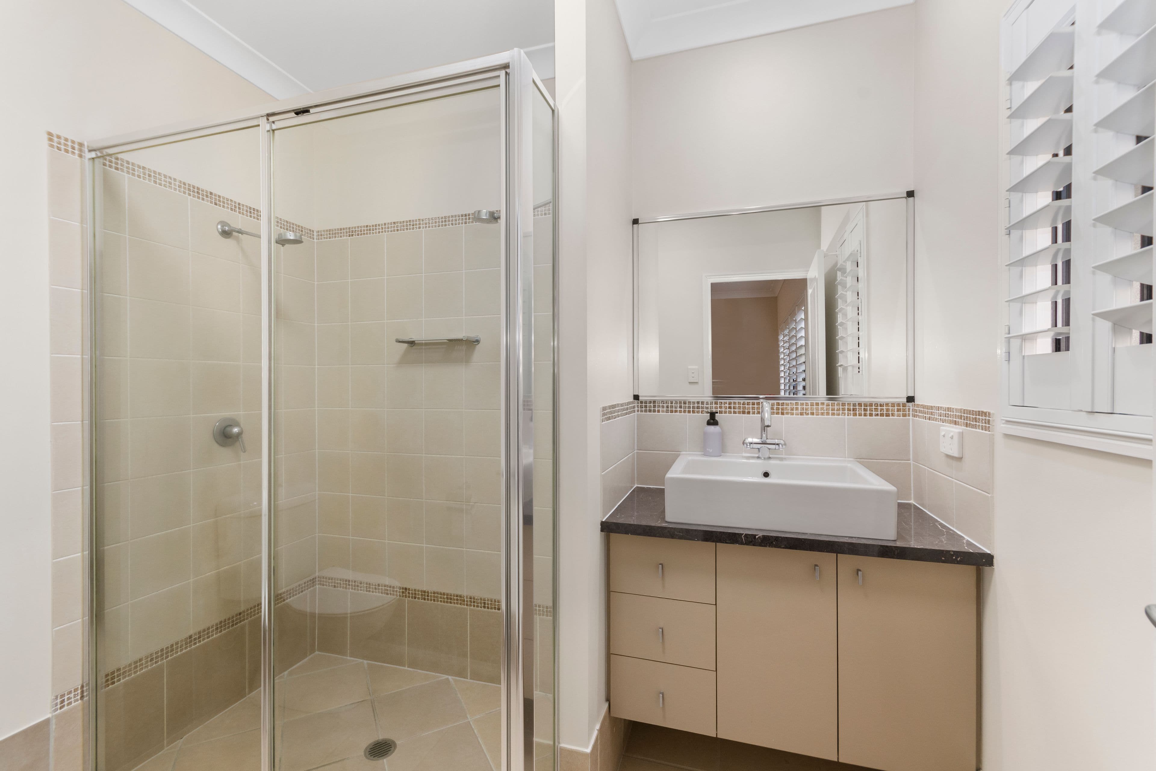 27 Knox Court, Mount Louisa QLD 4814, Mount Louisa - Thumbnail 7