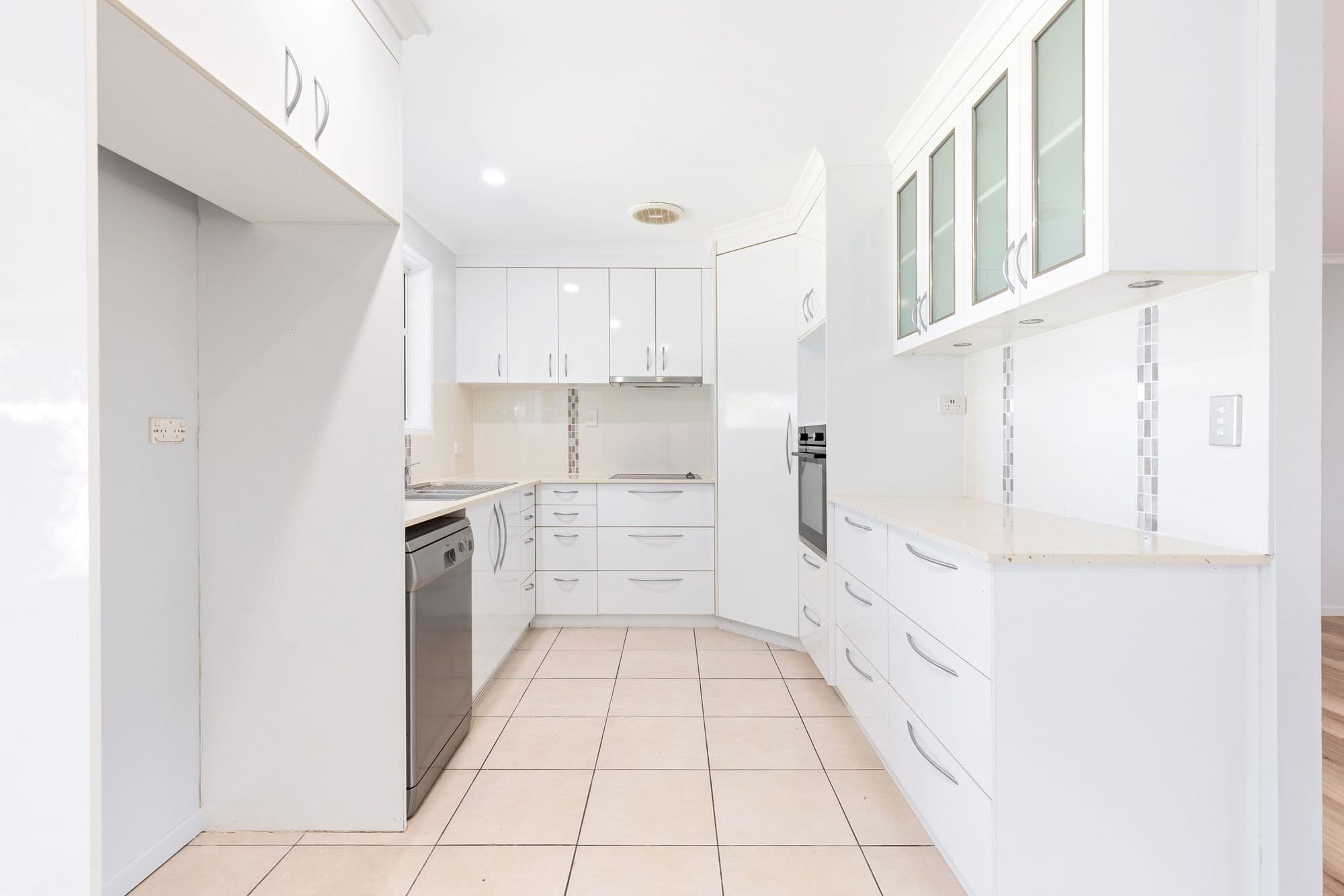 78 Caddy Avenue, Urraween QLD 4655, Urraween - Thumbnail 2