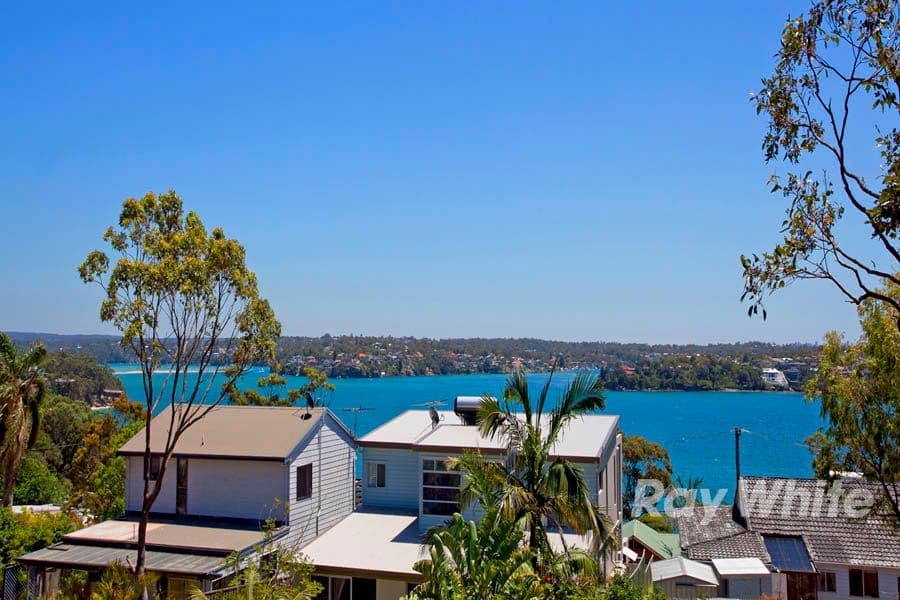 21 Baker Street, BUNDEENA NSW 2230, Bundeena - Thumbnail 2