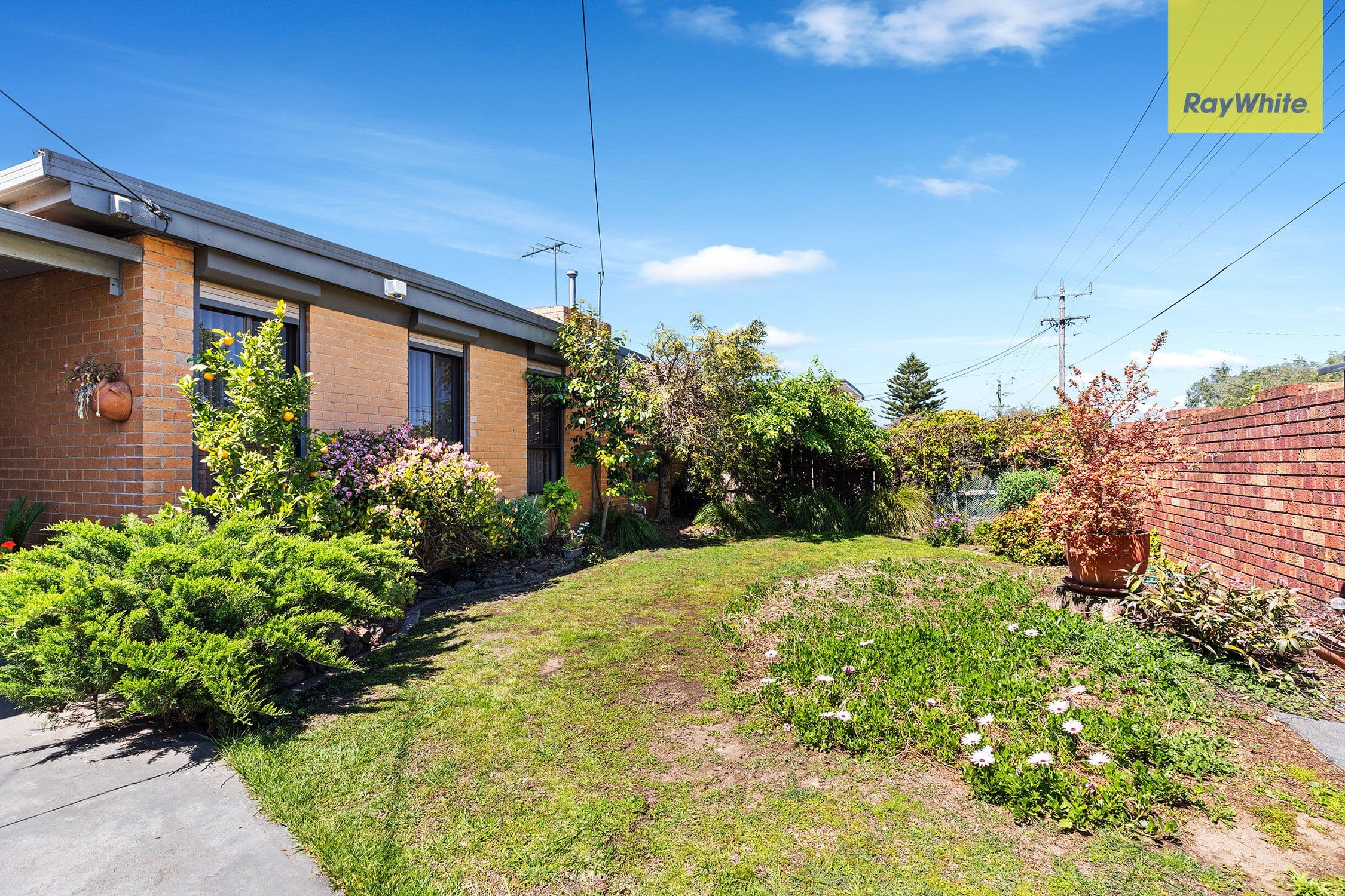 66 Leslie Street, St Albans VIC 3021, St Albans - Thumbnail 2