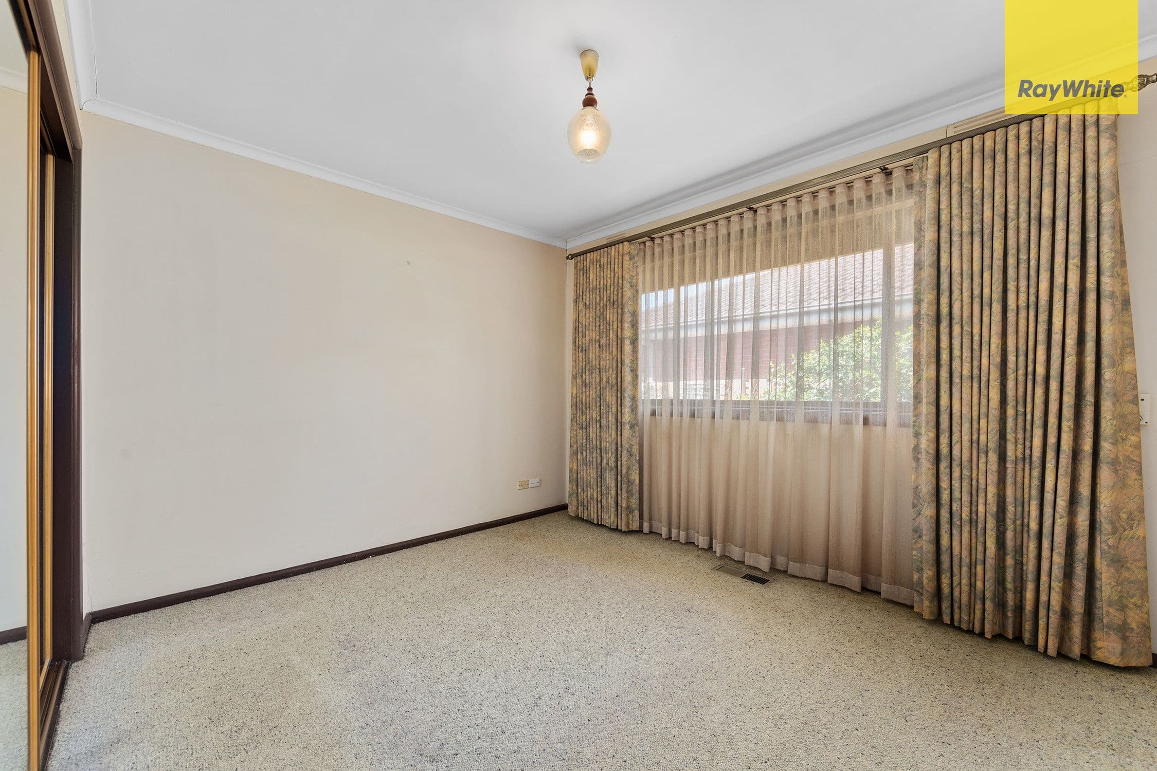 66 Leslie Street, St Albans VIC 3021, St Albans - Thumbnail 7