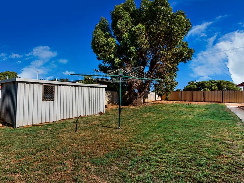 11 Melbourne Street, Waggrakine WA 6530, Waggrakine - Thumbnail 2