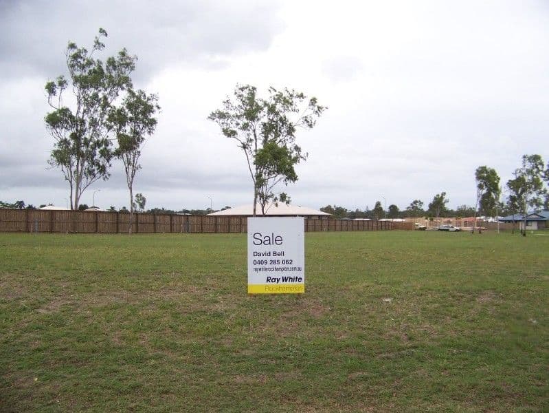 8 Frangipani Court, NORMAN GARDENS QLD 4701, Norman Gardens - Image 1