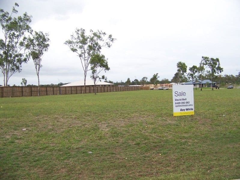 8 Frangipani Court, NORMAN GARDENS QLD 4701, Norman Gardens - Thumbnail 2