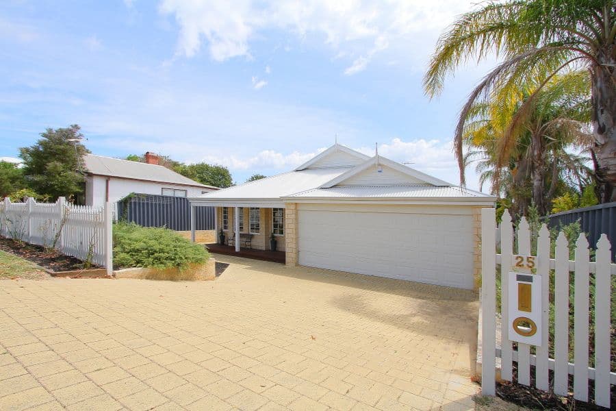 25 Kooyong Road, Rivervale WA 6103, Rivervale - Image 1