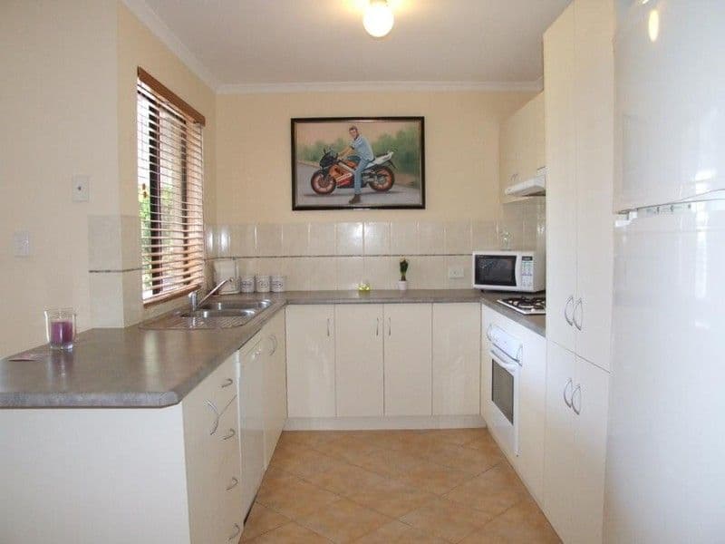 25 Olwen StreetNunawading, VIC 3131, Nunawading - Thumbnail 4