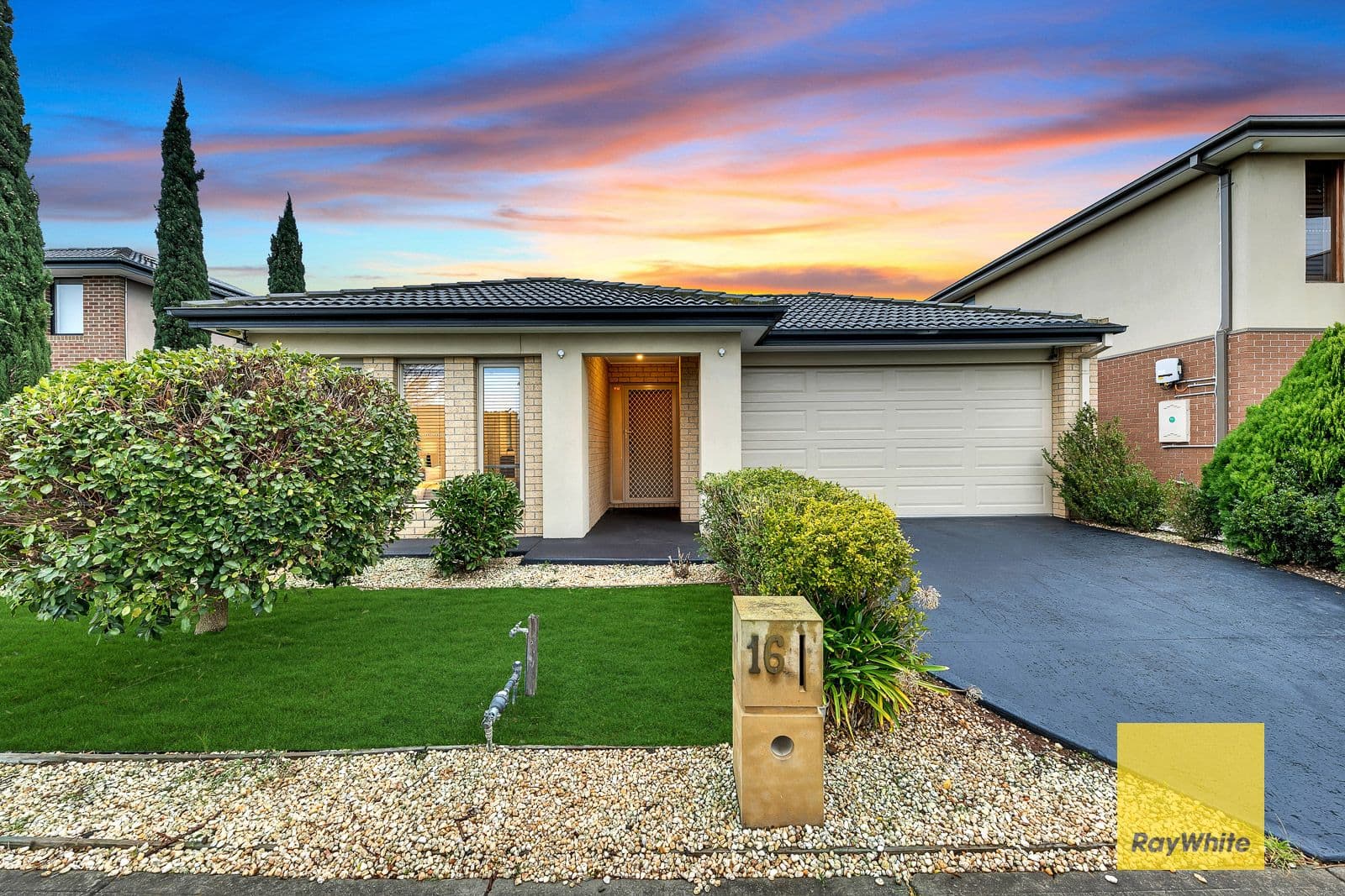 16 Mainview Boulevard, Truganina VIC 3029, Truganina - Thumbnail 2