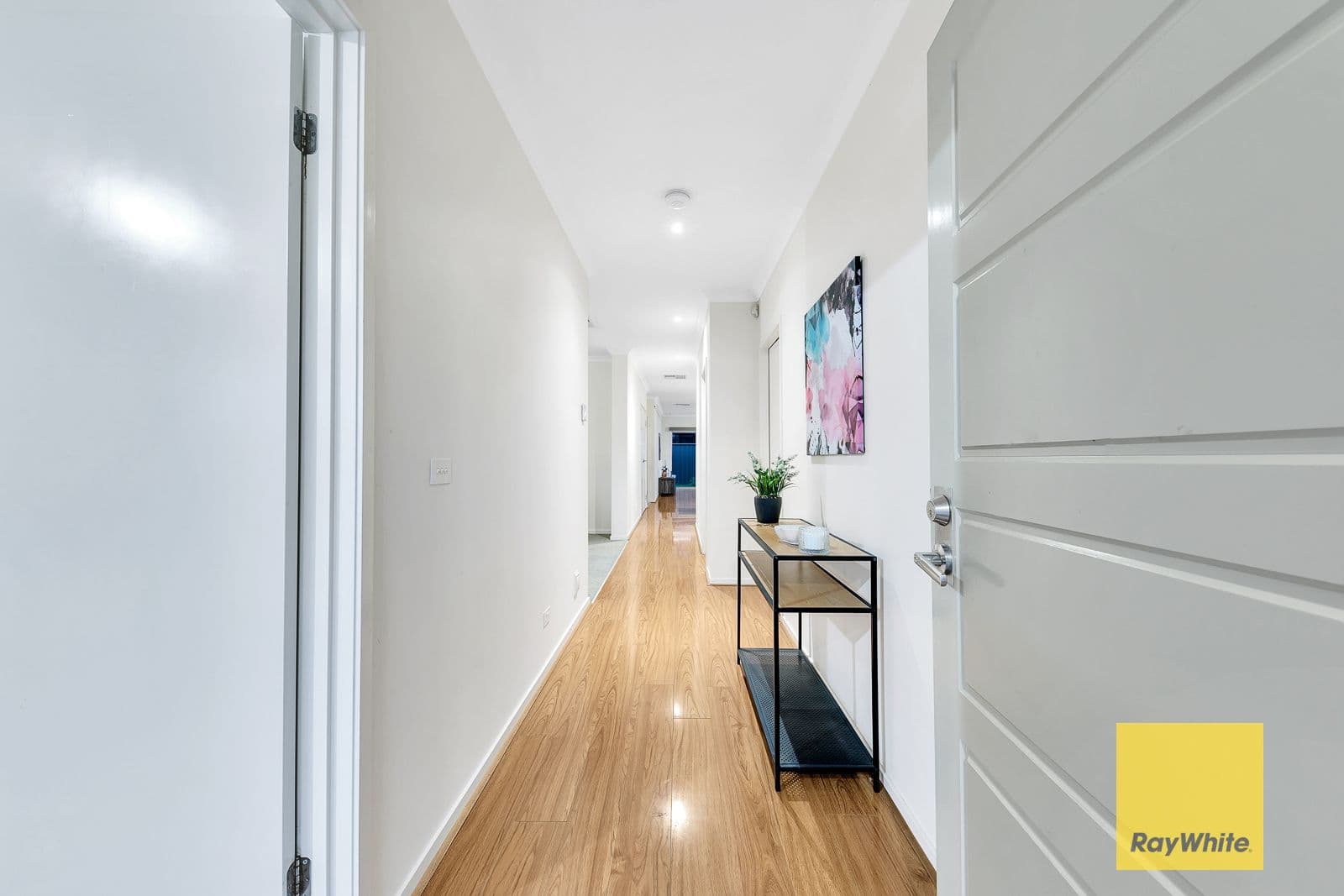 16 Mainview Boulevard, Truganina VIC 3029, Truganina - Thumbnail 3
