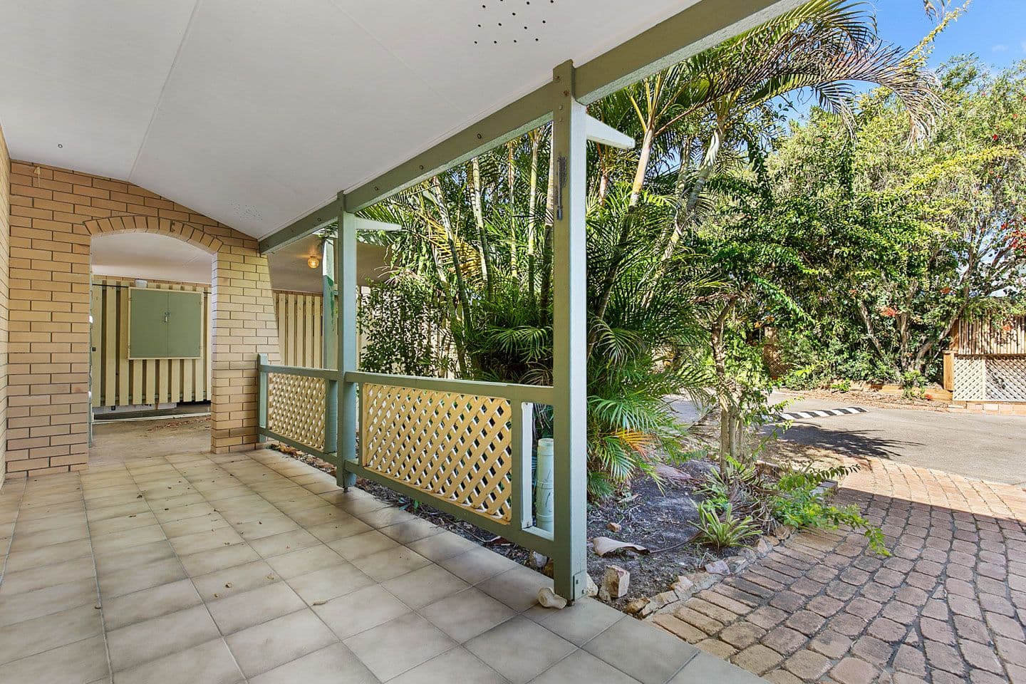 85 Miller Street, Urangan QLD 4655, Urangan - Thumbnail 2