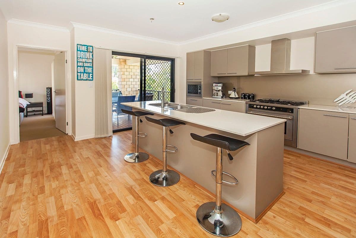 16 Morialta Street, SPRINGFIELD LAKES QLD 4300, Springfield Lakes - Thumbnail 4