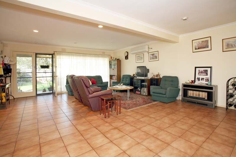 16   Knell Street, MULGRAVE VIC 3170, Mulgrave - Thumbnail 2