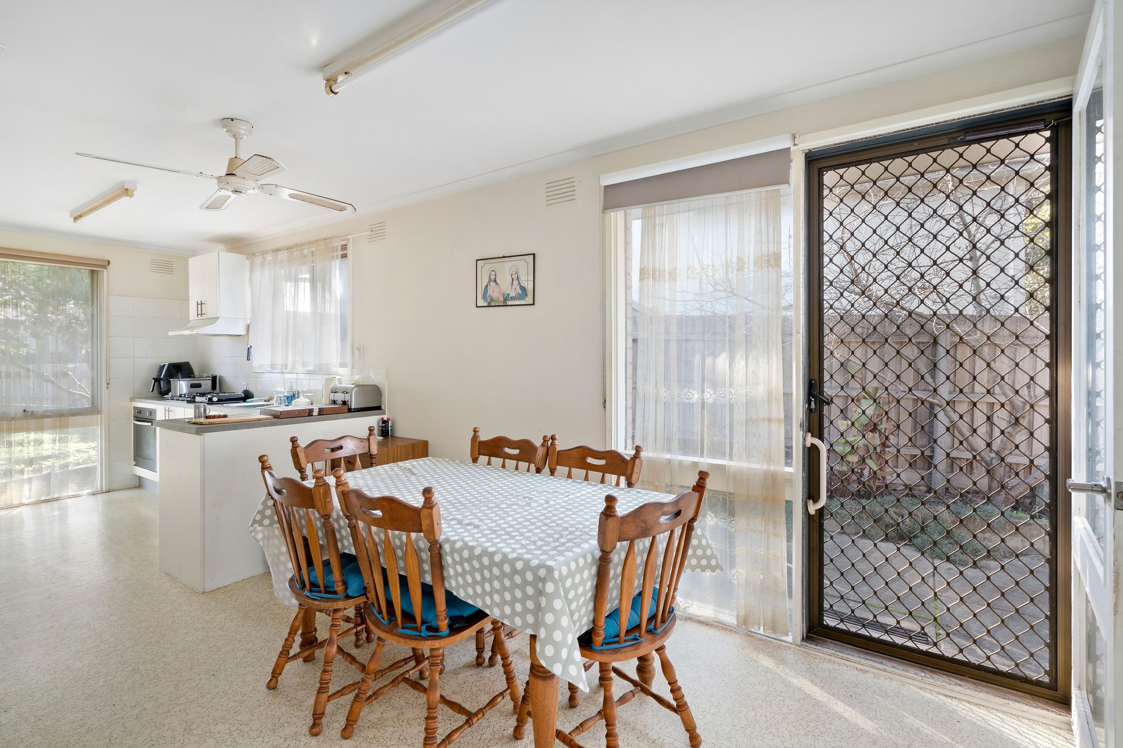 42 Washington Drive, Frankston VIC 3199, Frankston - Thumbnail 4
