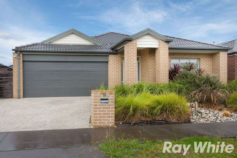 9 Parmentier Way, Pakenham VIC 3810, Pakenham - Image 1