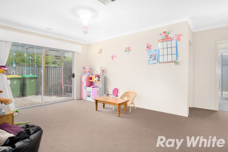 9 Parmentier Way, Pakenham VIC 3810, Pakenham - Thumbnail 7