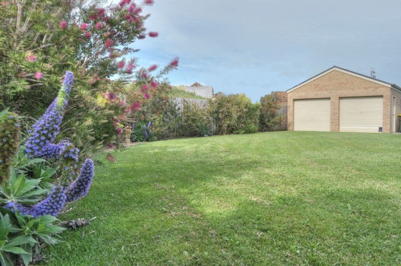 6 Golden Spring Court, WARRNAMBOOL VIC 3280, Warrnambool - Thumbnail 3