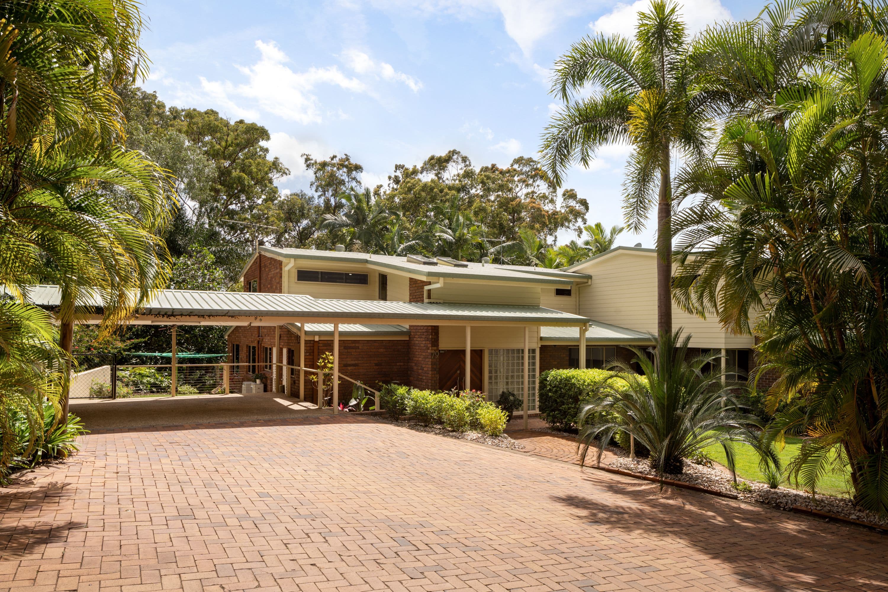 79 Stuartholme Road, Bardon QLD 4065, Bardon - Thumbnail 3