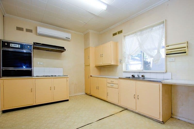 8 Plymouth Avenue, STURT SA 5047, Sturt - Thumbnail 7