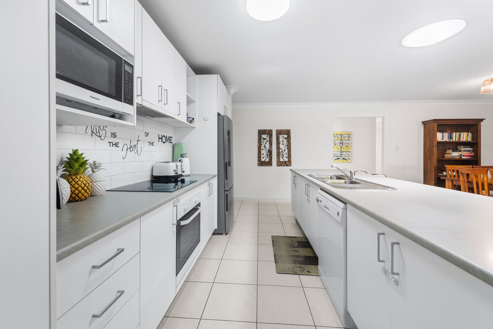 1 Santa Ana Court, Beerwah QLD 4519, Beerwah - Thumbnail 4