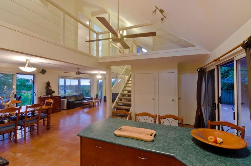 9 Radiata Court, ELANORA QLD 4221, Elanora - Thumbnail 3