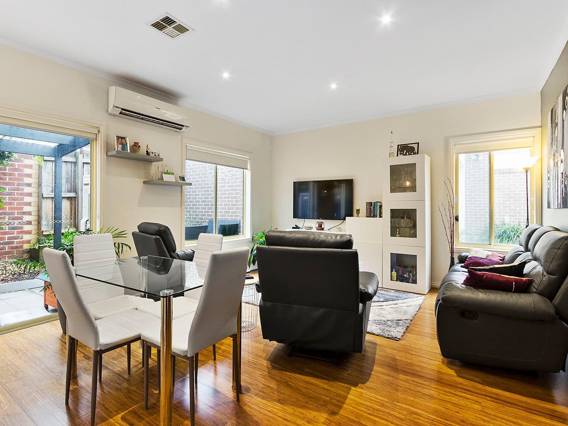 24 Stott Street, Box Hill South VIC 3128, Box Hill South - Thumbnail 3
